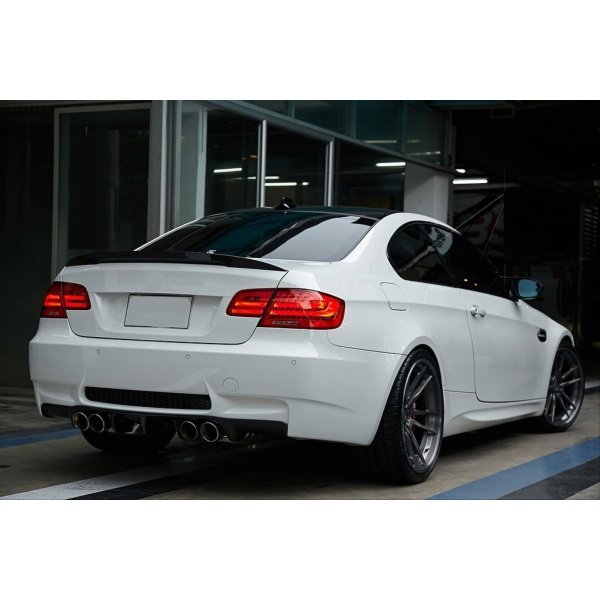 BMW E92 M3-Look takaspoileri kiiltävän musta - Image 2